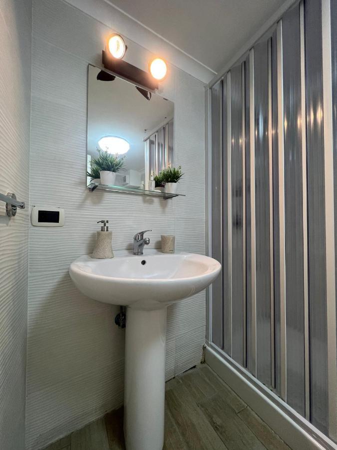 Casa Vacanza , Marianna Apartment Naples Luaran gambar