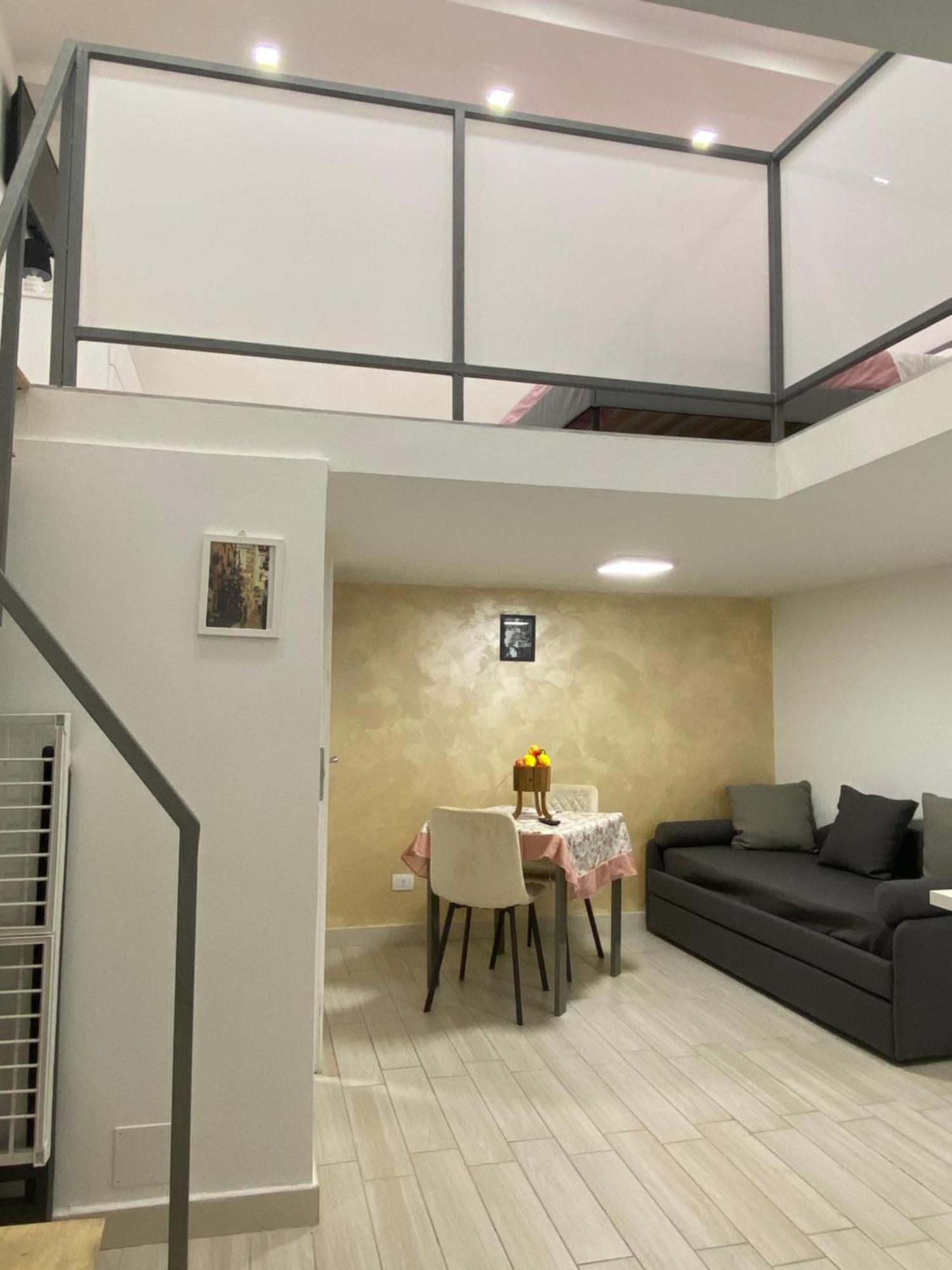 Casa Vacanza , Marianna Apartment Naples Luaran gambar